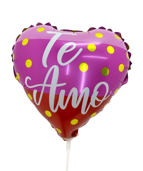 Globo corazón fucsia "Te Amo" letras blancas.